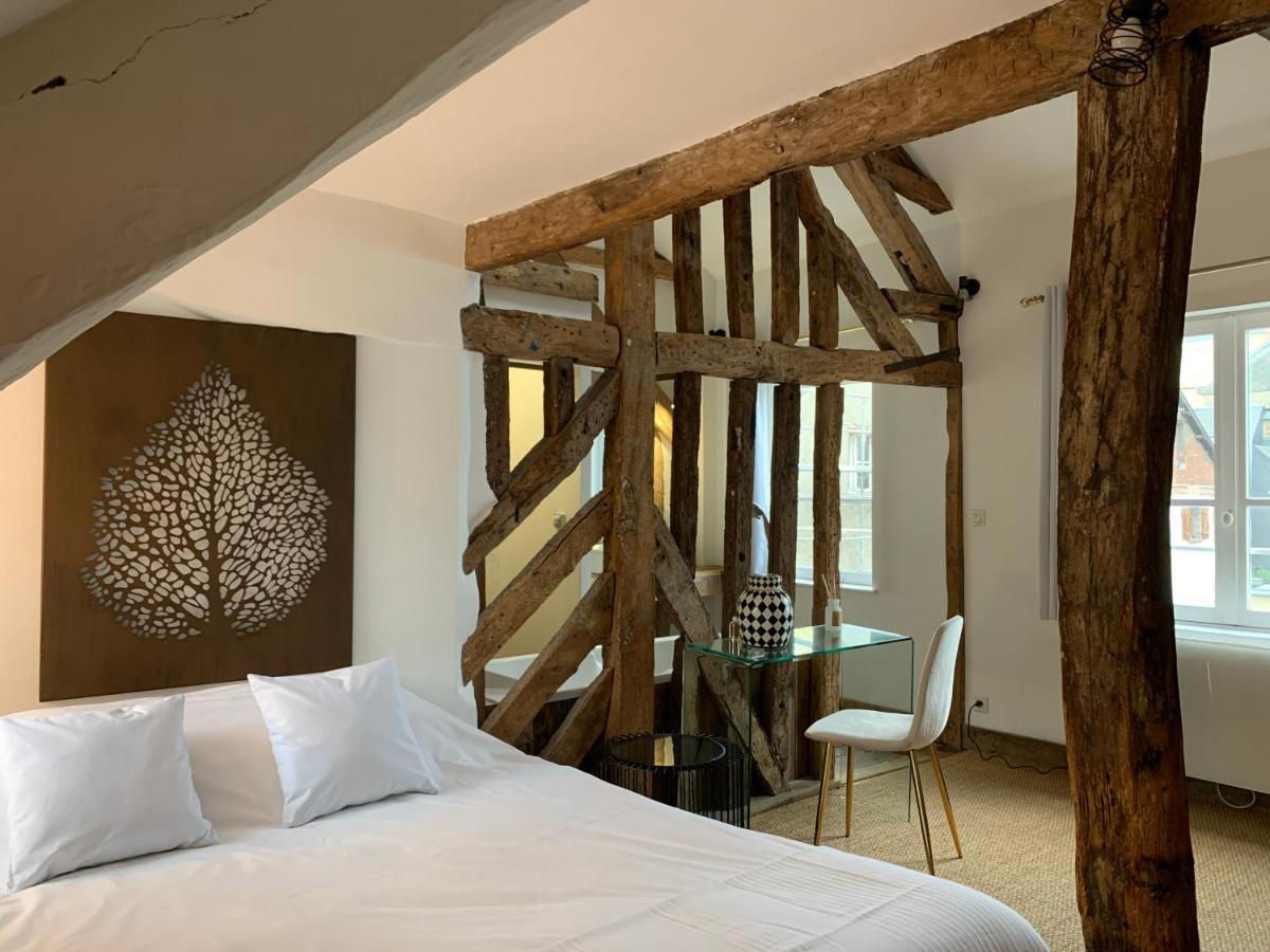 L'ecole Des Demoiselles Bed & Breakfast *
